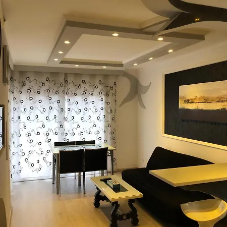 2 Min. Del Mar * יורט דה מאר